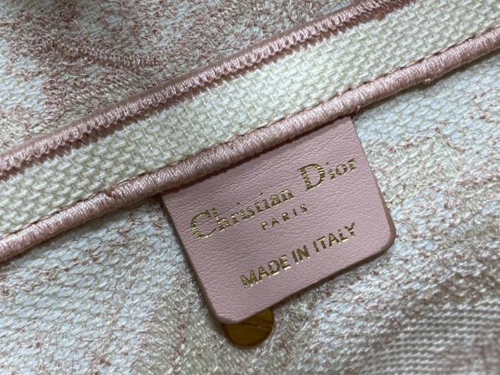 Handbag Dior size 25 cm
