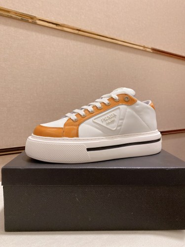 Prada Low Top sneaker 12