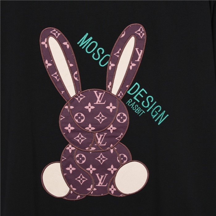 Clothes Louis Vuitton 143