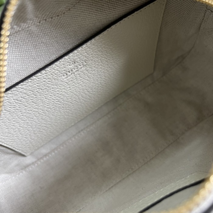 Handbag Gucci 681064 size 21*14*7 cm