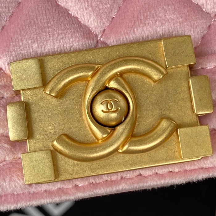 Handbag Chanel AS3315 size 15x9.5x4.5 cm