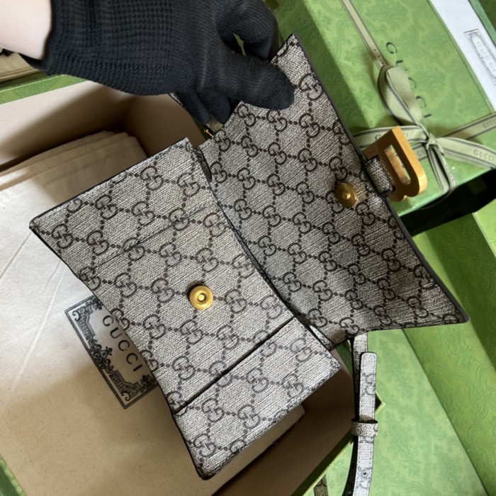 Handbag Gucci 681695 size 19 cm
