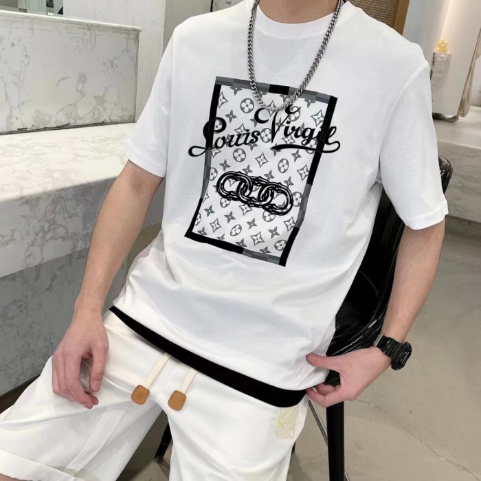 Clothes Louis Vuitton 407