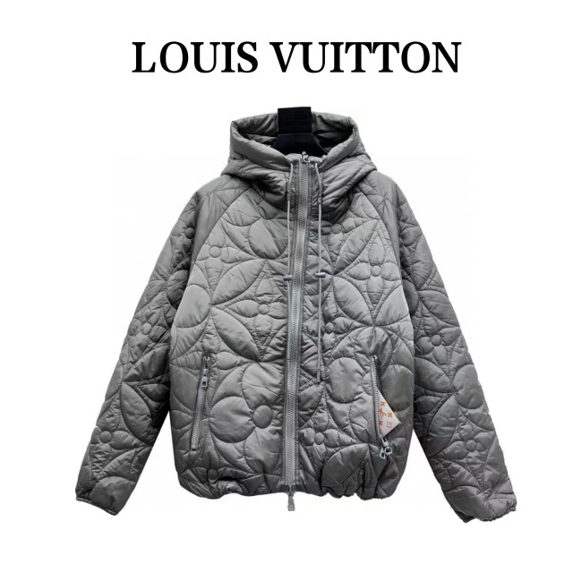 Clothes Louis Vuitton 105
