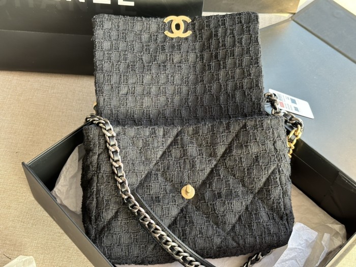 Handbag Chanel AS1161 size 30 CM