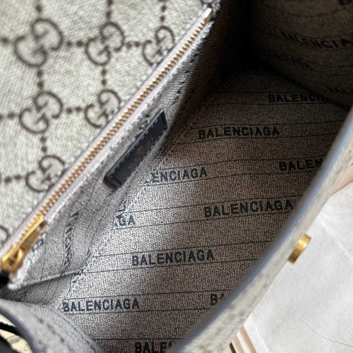 Handbag Gucci 681697 size 22.5*14.5*10cm