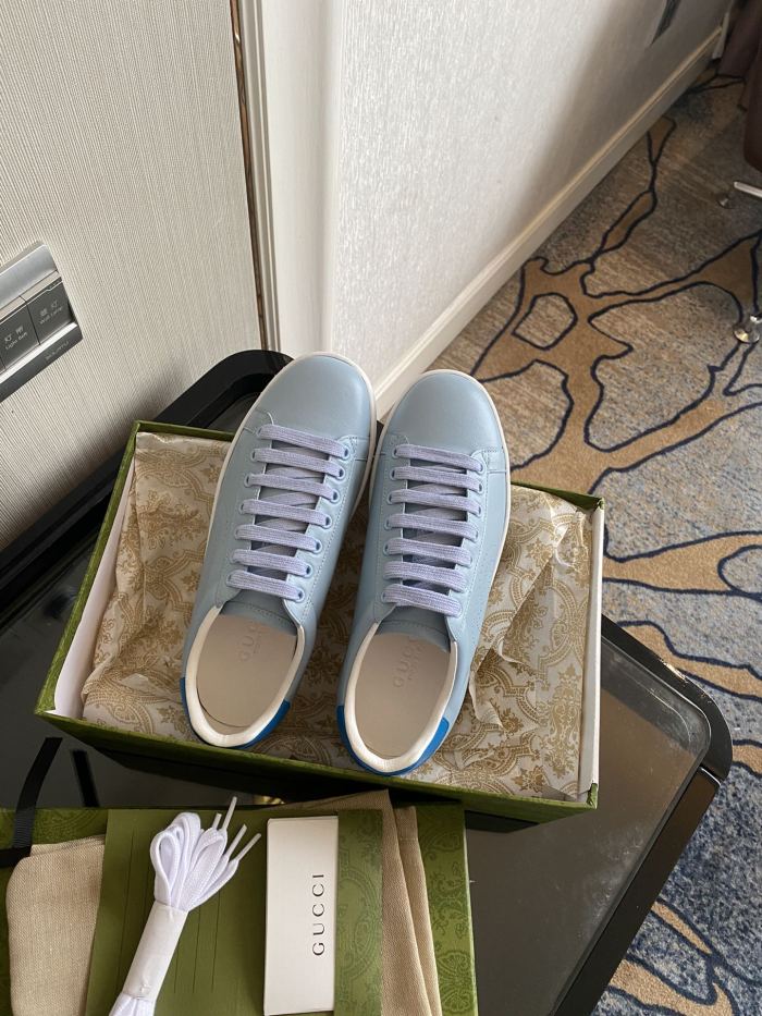 Gucci Women's Ace sneaker with bee sneaker 4