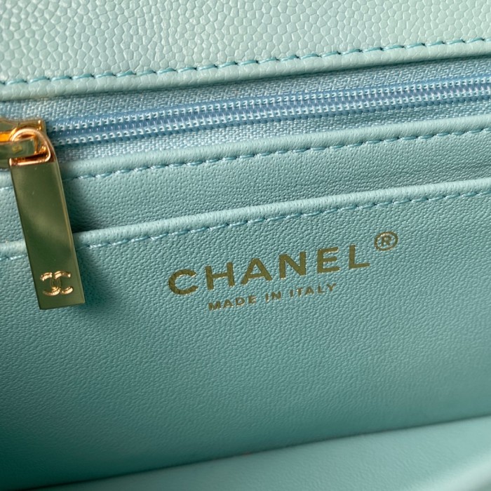 Handbag Chanel size 20 cm