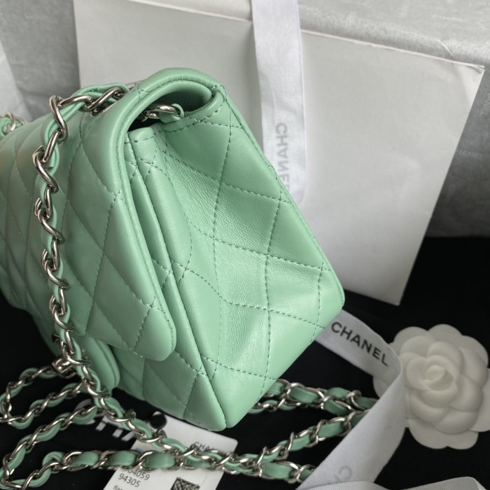 Handbag Chanel size 17 cm