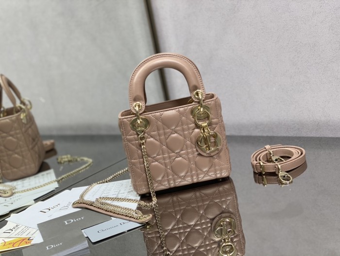 Handbag Dior size 17 cm