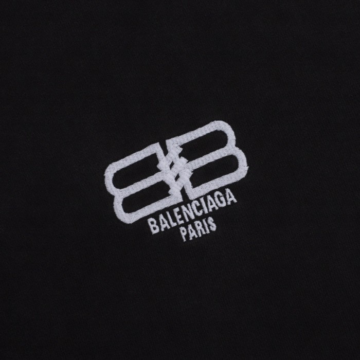 Clothes Balenciaga 54