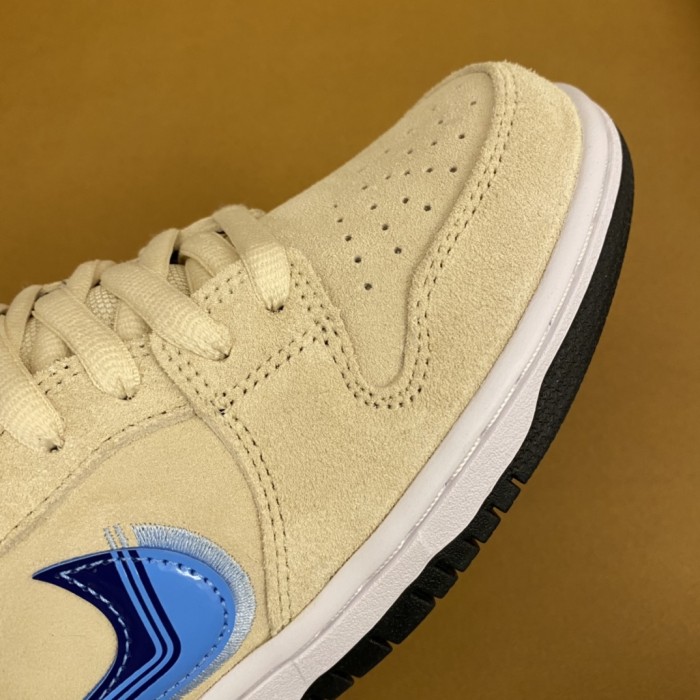 Nike SB Dunk Low Truck It