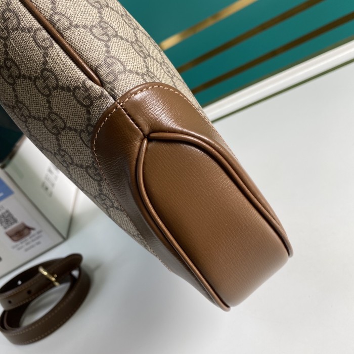 Handbag Gucci 636710 size 36.5*24.5*4.5 cm