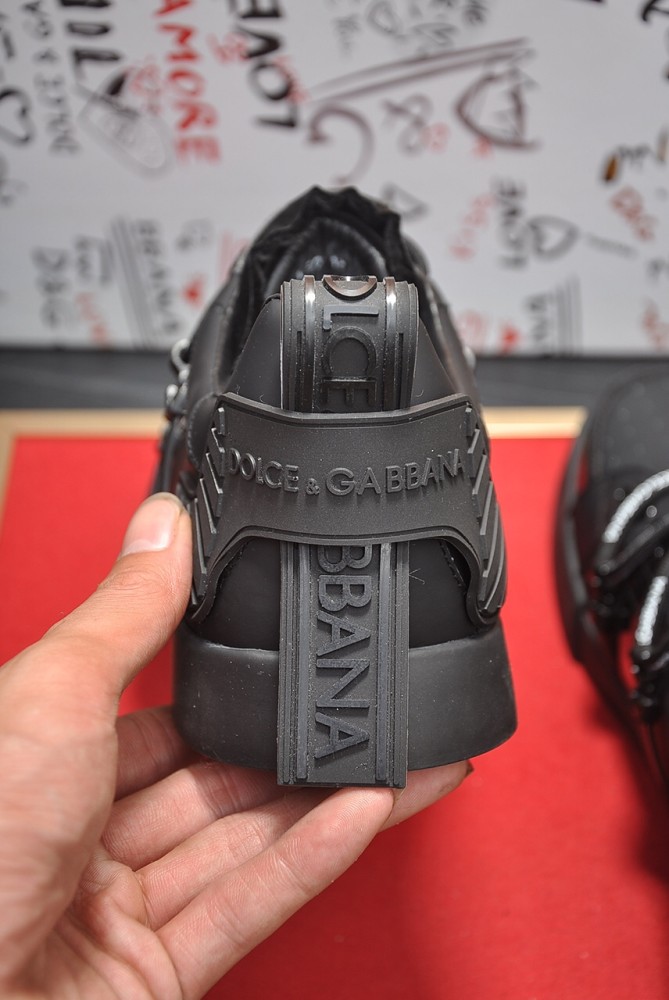 Dolce & Gabbana Low Tops Sneakers 69