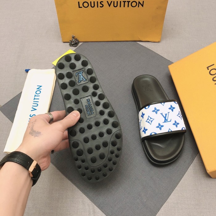 Louis Vuitton Slipper 105