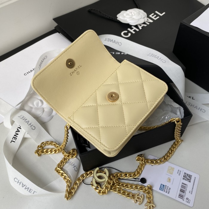 Handbag Chanel AP2638 size 12.5 cm