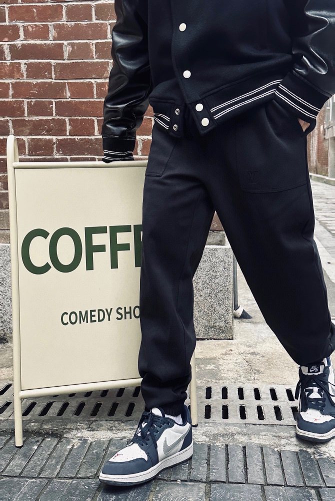 Clothes Louis Vuitton 110