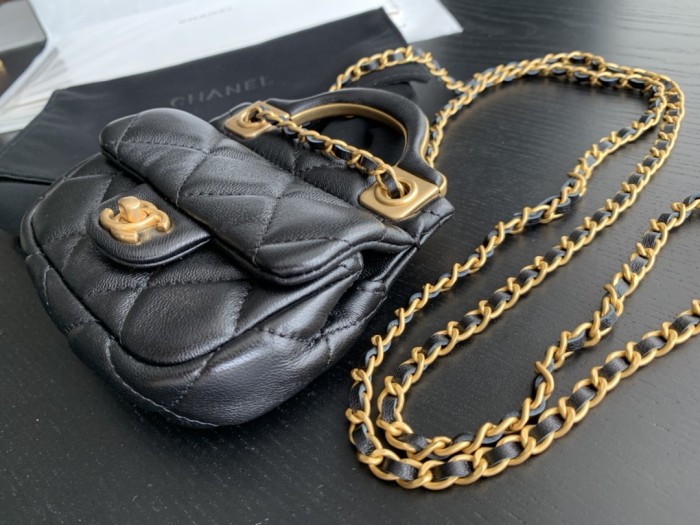 Handbag Chanel 2271 size 12 cm