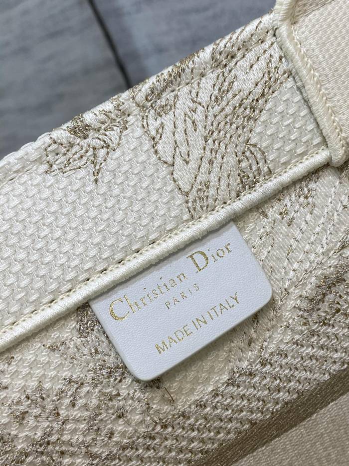 Handbag Dior size 26*8*22 cm