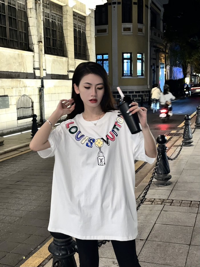 Clothes Louis Vuitton 284