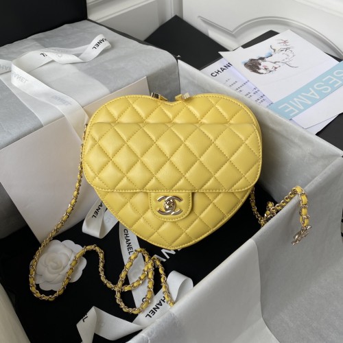 Handbag Chanel AS2928 size 20×17×6.5 cm