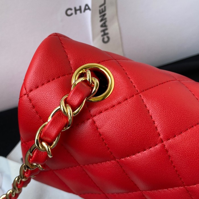 Handbag Chanel size 20 cm