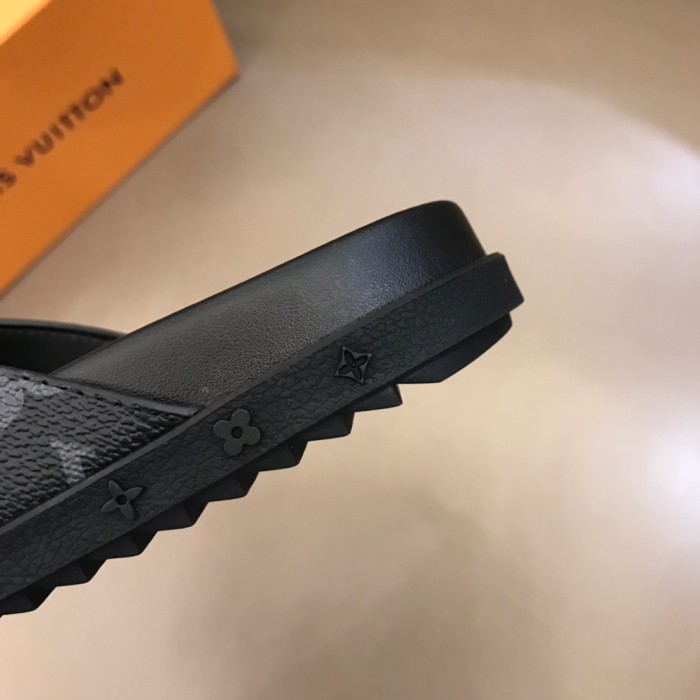 Louis Vuitton Slipper 47