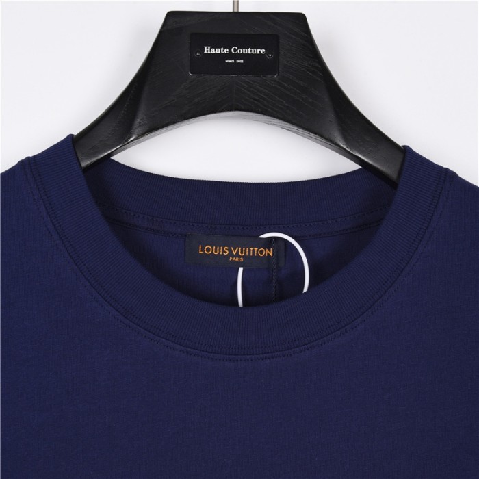Clothes Louis Vuitton 447