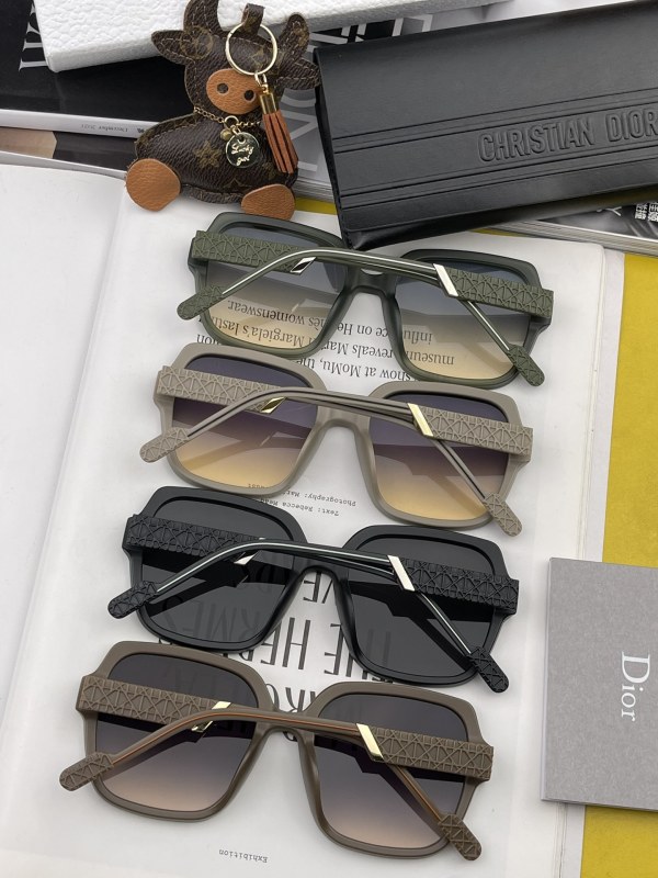 sunglasses Dior CD3220