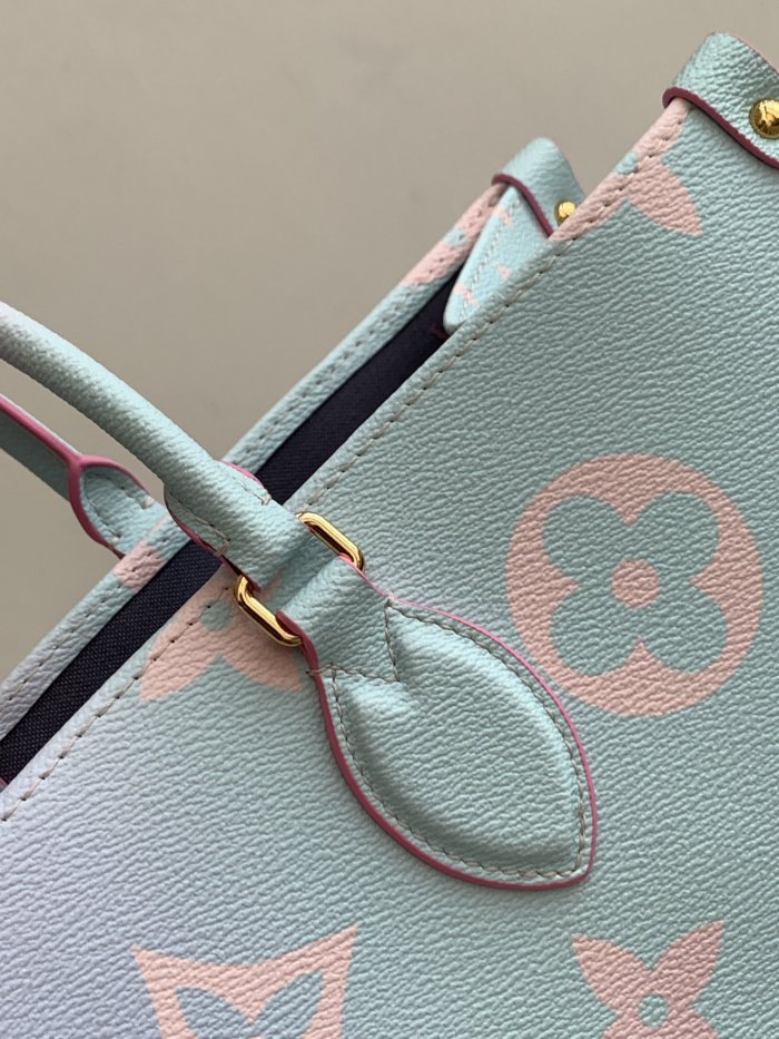 Handbag Louis Vuitton M46076 size 41 x 34 x 19 cm