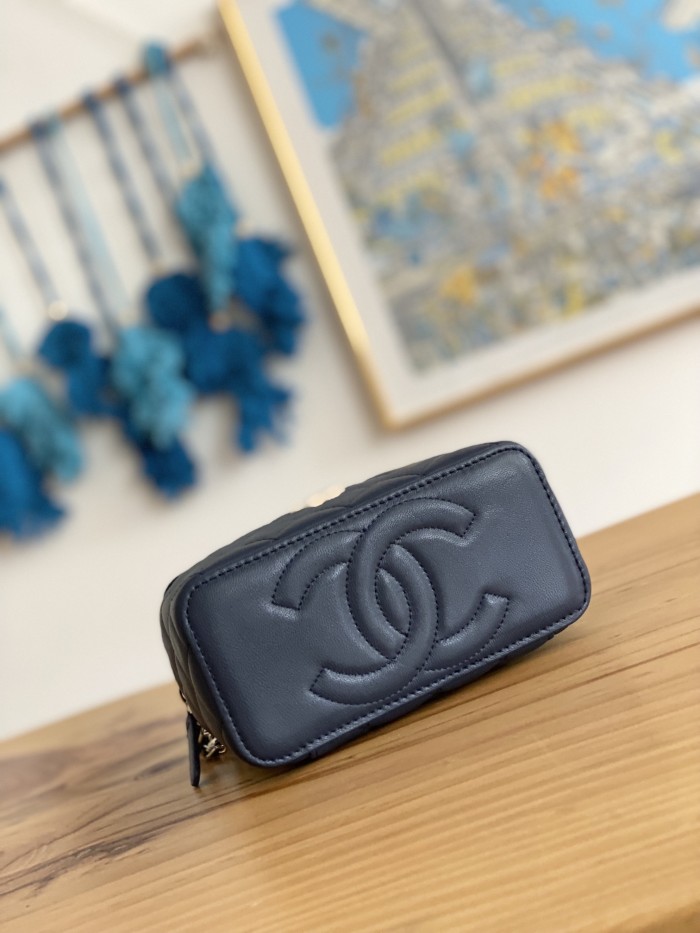 Handbag Chanel 81208 size 9.5 17 8 cm