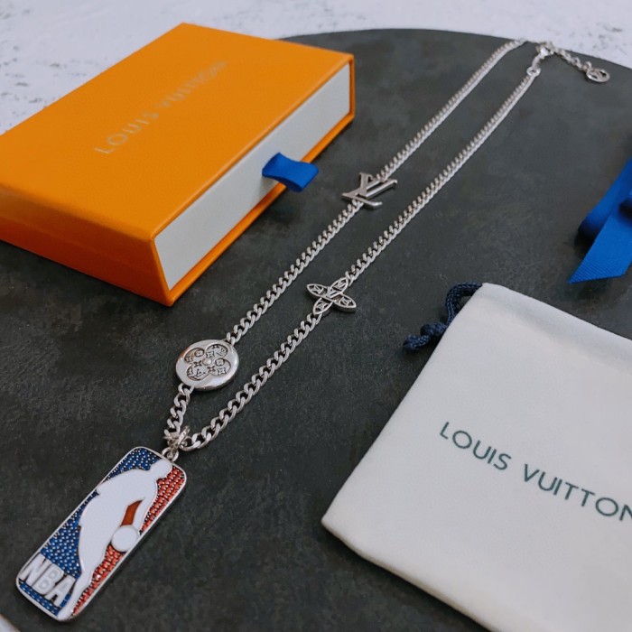 Clothes Louis Vuitton 87