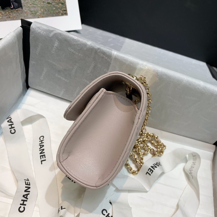 Handbag Chanel 82769 size 11 11 5 cm