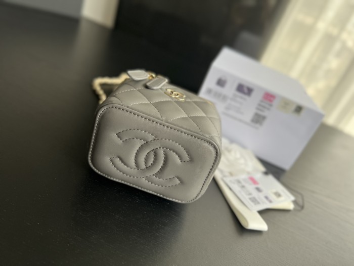 Handbag Chanel AP2198 size 11cmx8.5cmx7 cm