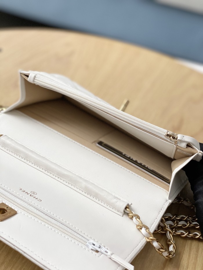 Handbag Chanel 81133 size 19 cm