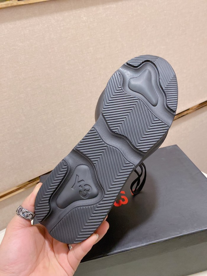 Y-3 Kaiwa Lace-Up Sneakers 11