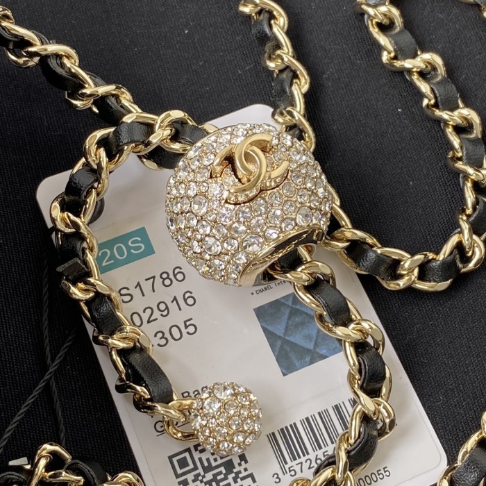 Handbag Chanel size 17 cm