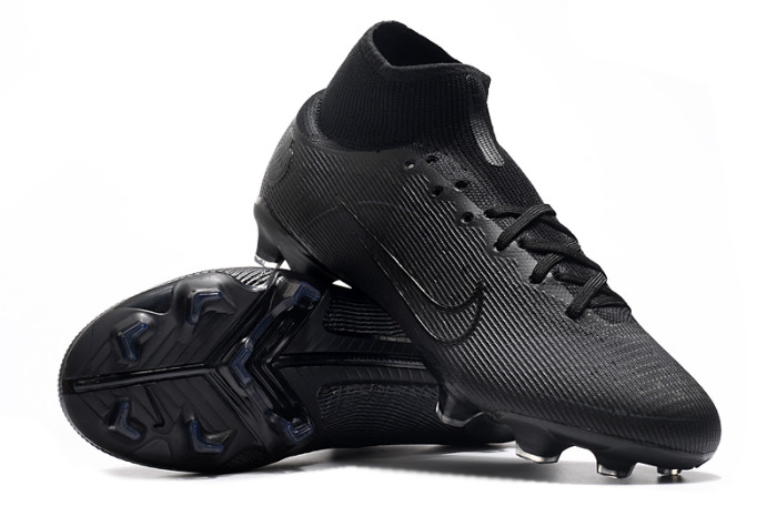 NK football shoes 39