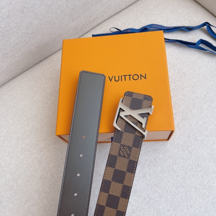 Louis Vuitton Belt 1 (width 4cm)