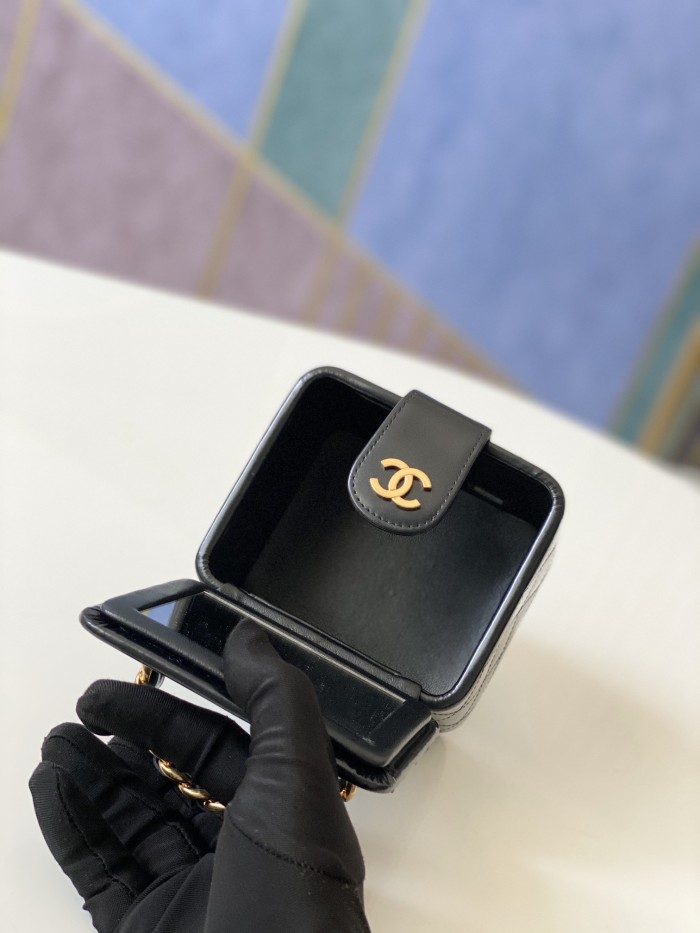 Handbag Chanel size 11*9.5*8.5 cm