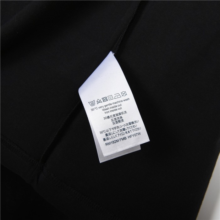 Clothes LOUIS VUITTON 17