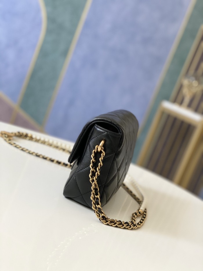 Handbag Chanel AS2855 size 19.5 13.5 6 cm