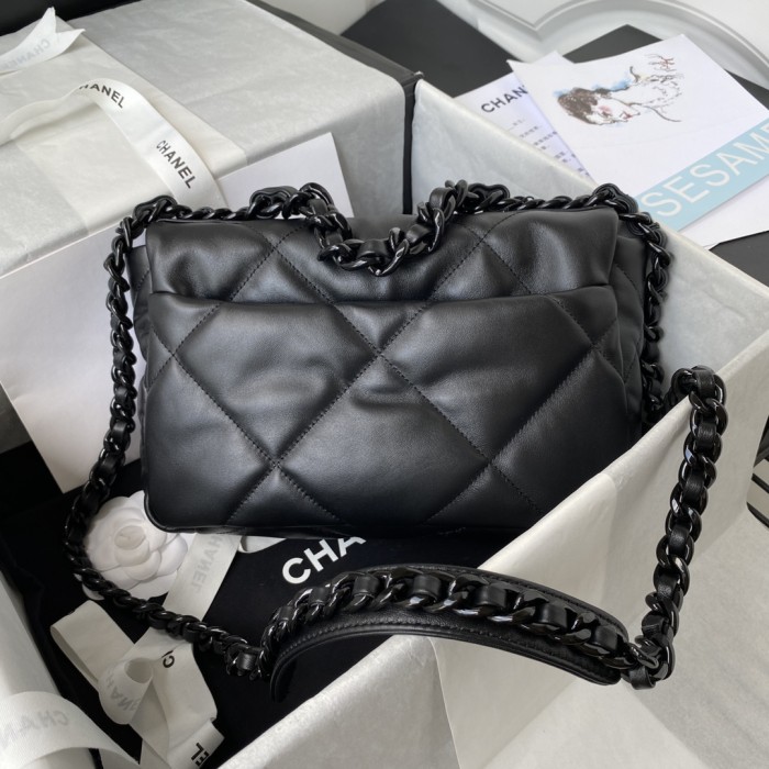 Handbag Chanel size 26/30 cm