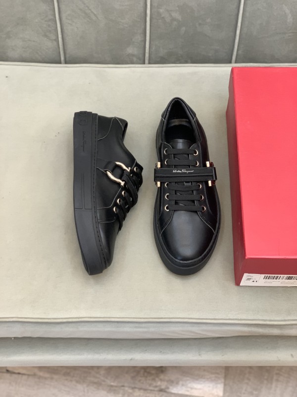 Salvatore Ferragamo Gancini Sneaker 4