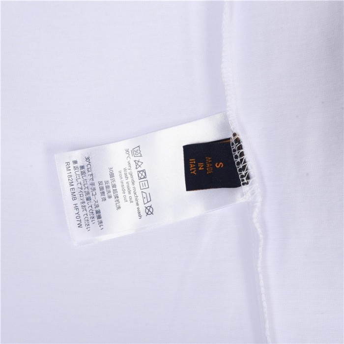 Clothes Louis Vuitton 369