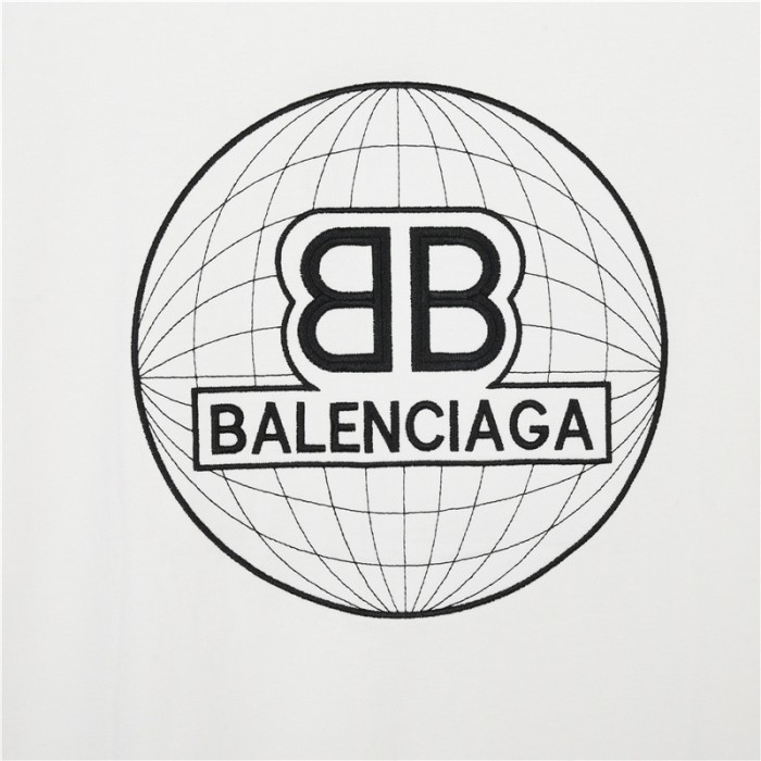 Clothes Balenciaga 8