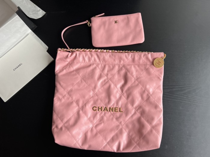 Handbag Chanel size 39cmx42cmx8 cm