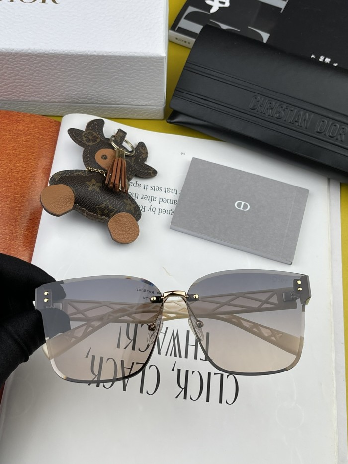sunglasses Dior CD4779