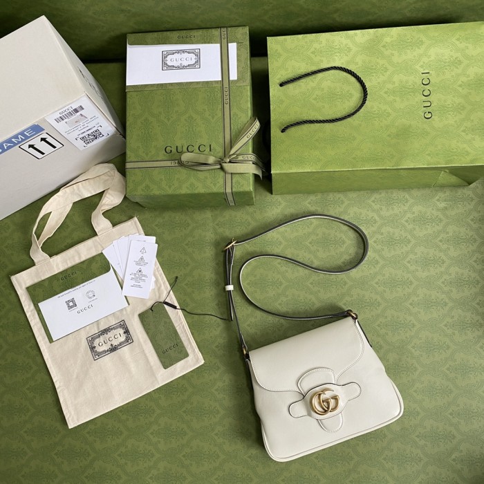 Handbag Gucci 648934 size 23.5*17.5*5 cm