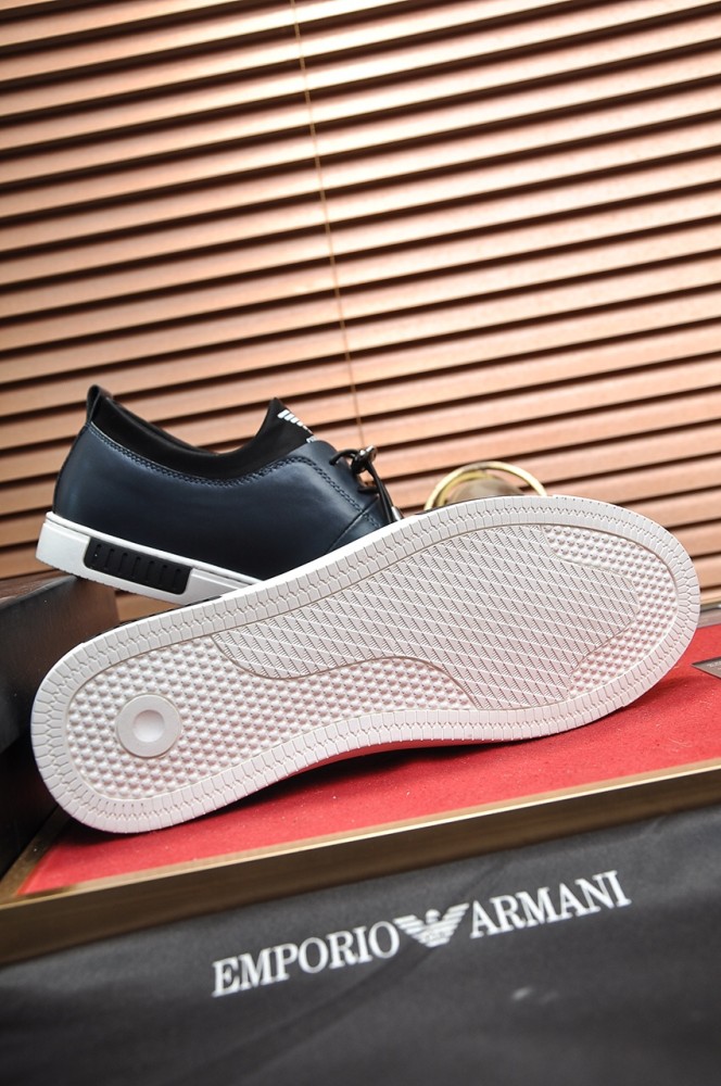 Armani Low Top Sneaker 26